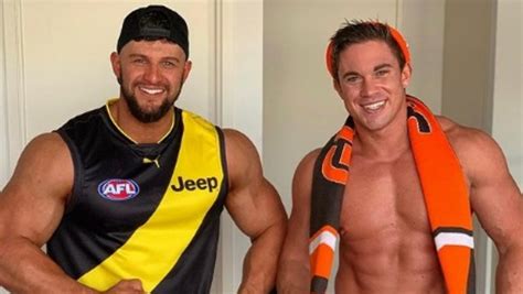 Aussie beefy bodybuilder Nath Wyld fucking his gf .